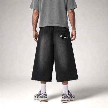 'STRAWBOUND' Baggy Cropped Sweat Jorts
